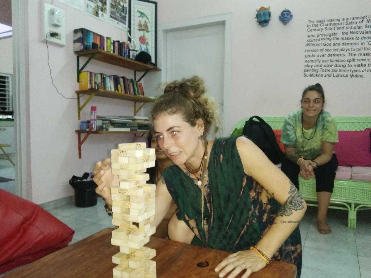 Gibbon Backpackers Hostel Guwahati Eksteriør billede
