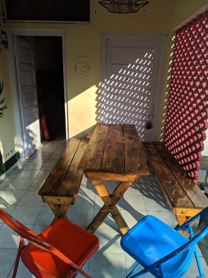 Gibbon Backpackers Hostel Guwahati Eksteriør billede
